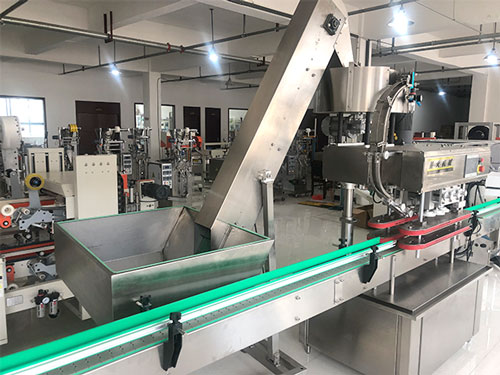 ȫ�Ԅ�(d��ng)���b���w�C(j��)һ�w�C(j��)