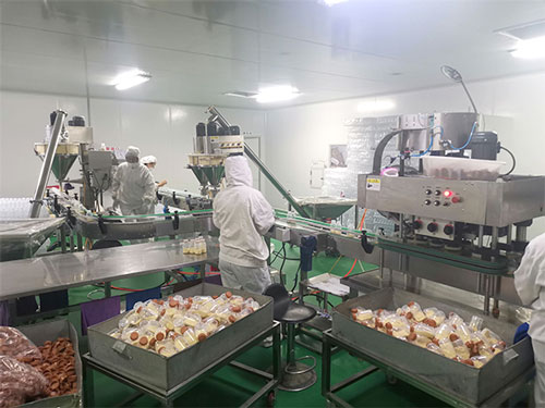 С�ͷ�ĩ�������b�C