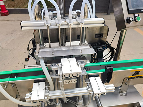 ����С��Һ�w���b�C���a(ch��n)��