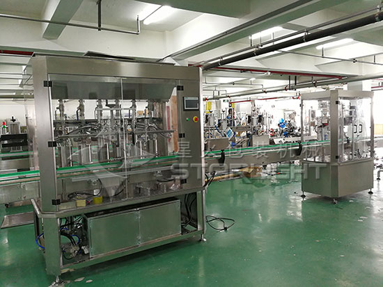 С���bʳ���͹��b�C�S����չʾ