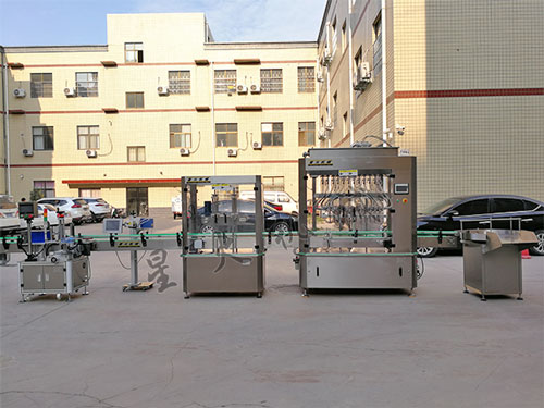 自動液體獸藥灌裝機生產線/獸藥灌裝機械設備廠家